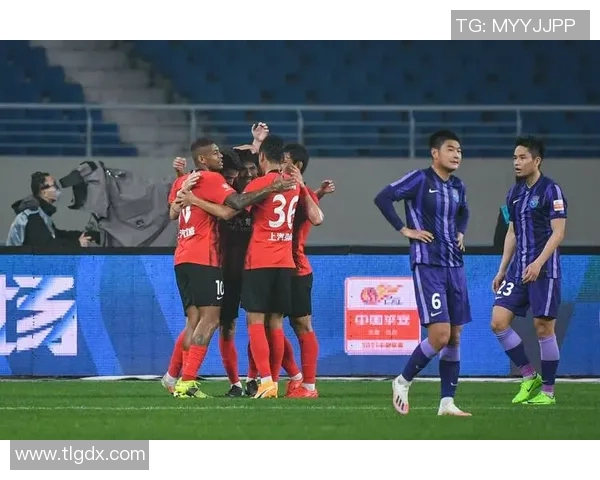 深入解析上海足球队盯防体系的战术运用与实战效果 深入解析上海足球队盯防体系的战术运用与实战效果